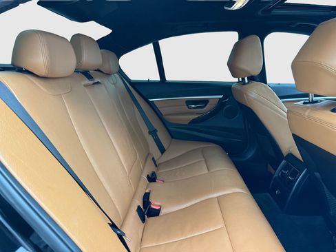 Used 2018 BMW 330i xDrive Sedan w/ M Sport Package AWD/4WD image 45