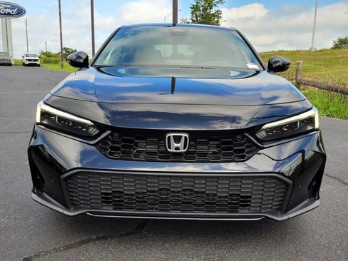 Used 2025 Honda Civic Sport Touring image 2