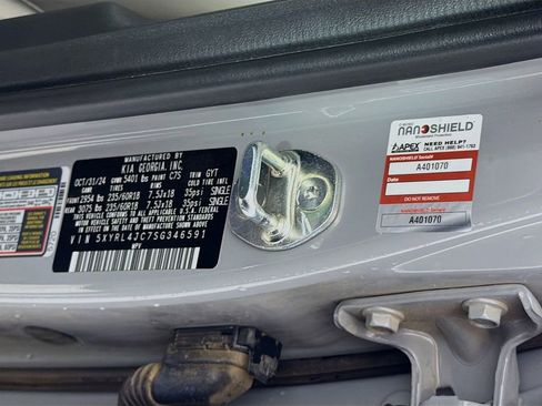 Used 2025 Kia Sorento S image 34