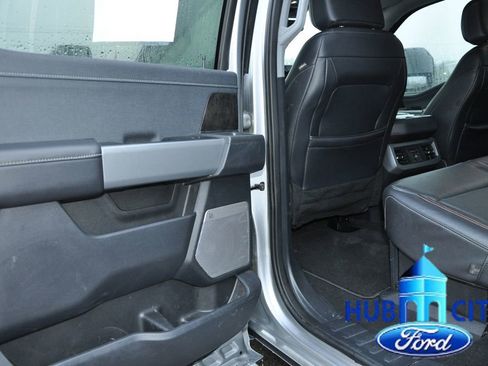 Used 2024 Ford F250 Lariat w/ Chrome Package image 13