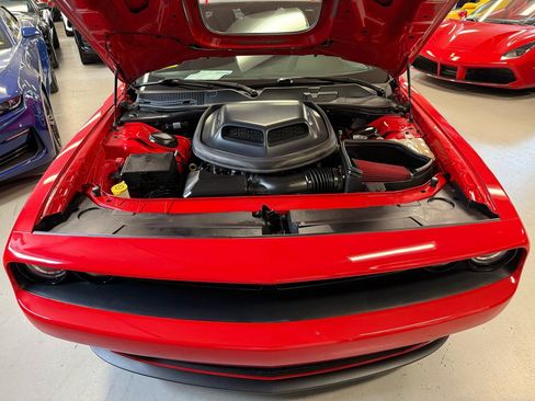 Used 2016 Dodge Challenger R/T RWD image 26