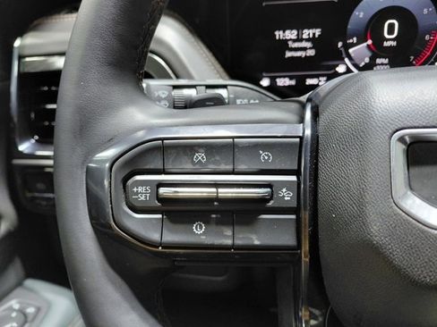 Used 2025 GMC Yukon AT4 w/ LPO, Floor Liner Package image 41