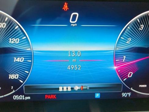 Used 2025 Mercedes-Benz GLE 450 4MATIC image 39