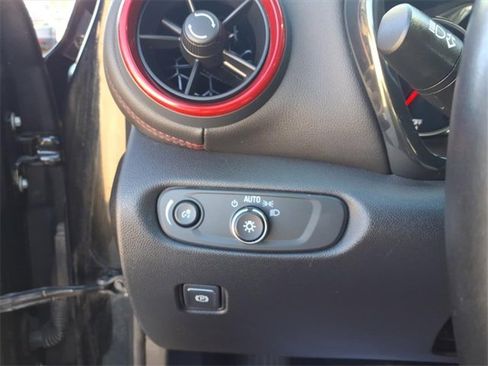 Used 2022 Chevrolet Blazer RS image 13