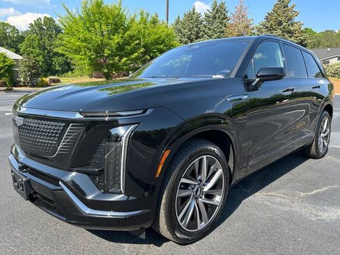 Used 2026 Cadillac Vistiq Sport w/ LPO, Floor Liner Package AWD/4WD image 68