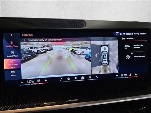 Certified 2025 BMW X7 M60i AWD/4WD image 14