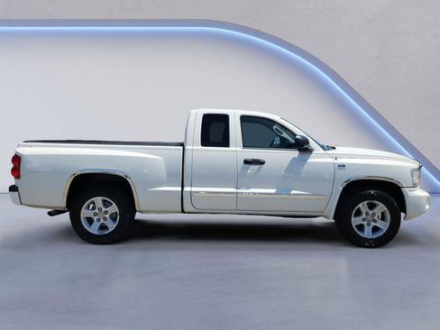 Used 2009 Dodge Dakota Big Horn w/ Extra Security Group RWD image 2