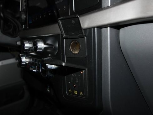 Used 2022 Ford F150 XLT w/ Equipment Group 302A High image 27