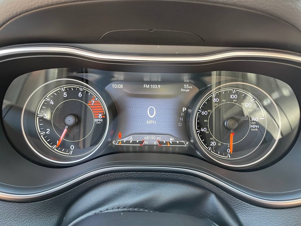 Used 2020 Jeep Cherokee Trailhawk w/ Comfort/Convenience Group AWD/4WD image 29