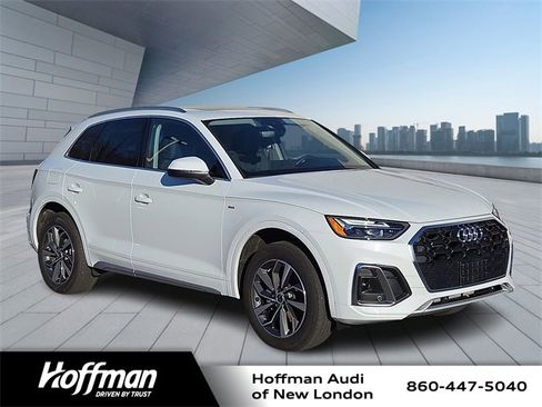 Certified 2025 Audi Q5 2.0T Premium Plus w/ Premium Plus Package image 1