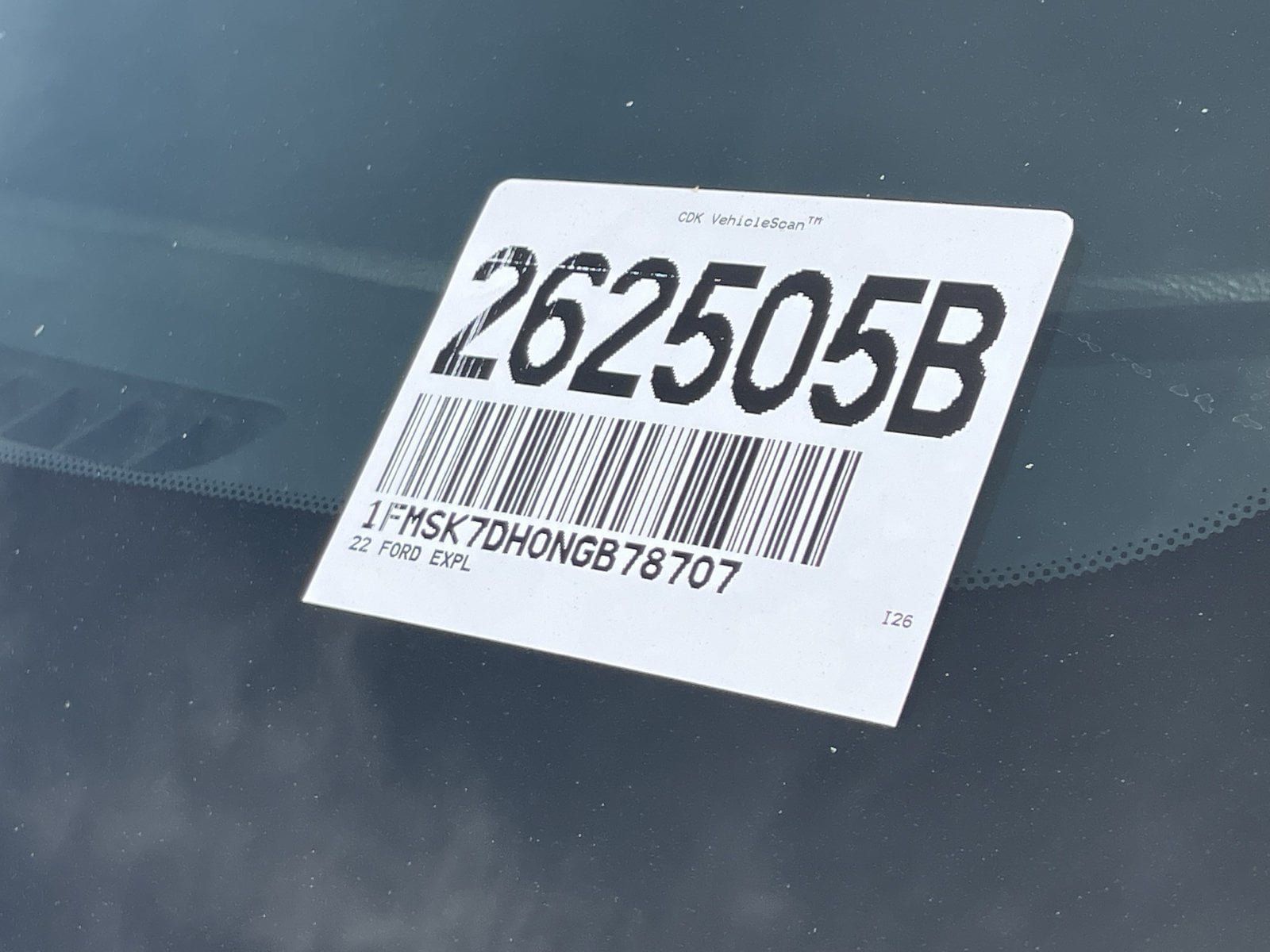 Used 2022 Ford Explorer XLT w/ Equipment Group 202A RWD image 12