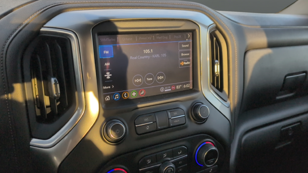 Used 2021 Chevrolet Silverado 1500 LT Trail Boss w/ Convenience Package II AWD/4WD image 18