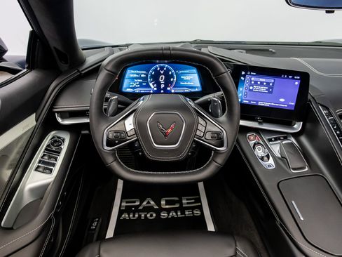 Used 2024 Chevrolet Corvette Stingray Premium Conv w/ Z51 Performance Package image 45