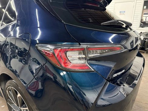Used 2021 Toyota Corolla XSE FWD image 38