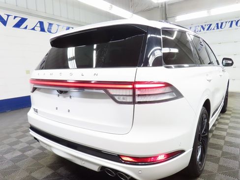 Used 2023 Lincoln Aviator Reserve w/ Equipment Group 201A image 4