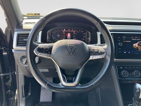 Used 2023 Volkswagen Atlas Cross Sport SEL R-Line AWD/4WD image 11