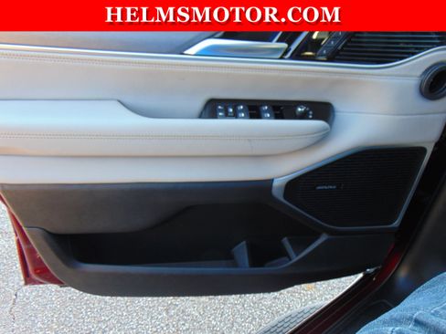 Certified 2025 Jeep Wagoneer 4WD image 19