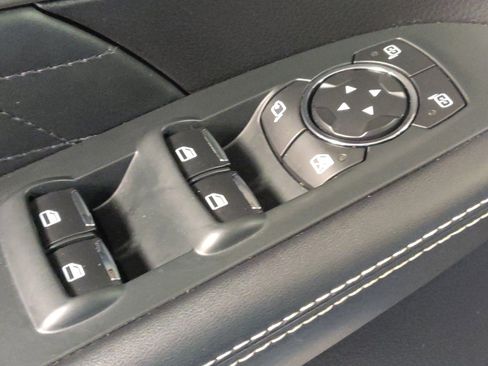 Used 2017 Ford Explorer Platinum AWD/4WD image 27