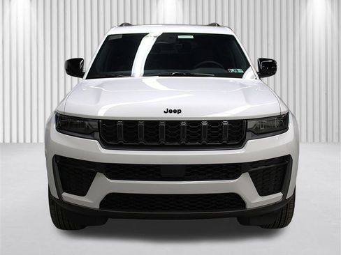 New 2026 Jeep Grand Cherokee L 4WD image 42