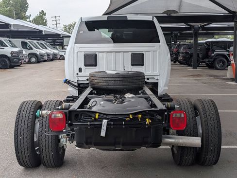 New 2026 RAM 5500 Tradesman w/ Chrome Appearance Group image 7