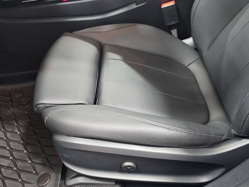 Used 2024 Mercedes-Benz CLA 250 4MATIC image 31