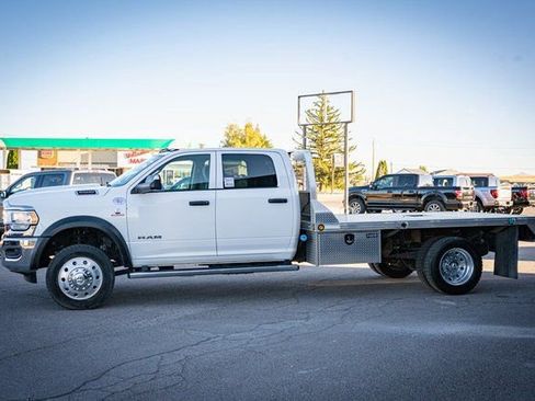 Used 2020 RAM 5500 Tradesman w/ Chrome Appearance Group image 11