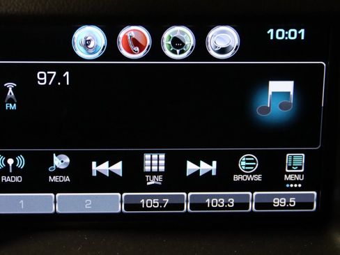 Used 2017 GMC Yukon SLT image 44