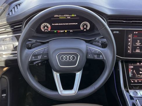 Used 2021 Audi Q8 Prestige w/ Prestige Package image 14