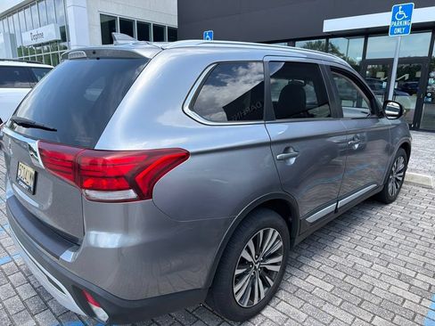 Used 2020 Mitsubishi Outlander ES AWD/4WD image 4