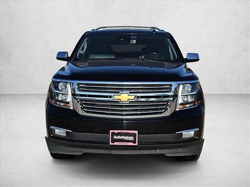 Used 2018 Chevrolet Suburban Premier AWD/4WD image 2