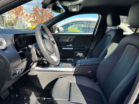 Certified 2025 Mercedes-Benz GLA 250 4MATIC image 16