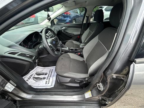 Used 2014 Ford Focus SE FWD image 17