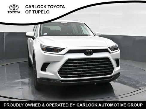 Used 2025 Toyota Grand Highlander FWD image 6