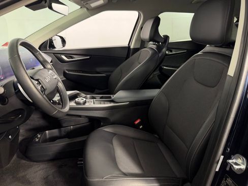 Used 2024 Kia EV6 Light AWD/4WD image 23