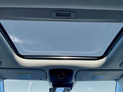 Used 2026 Kia Carnival SX Prestige FWD image 26