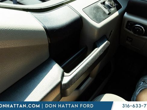 Used 2015 Ford F150 XL w/ Equipment Group 101A Mid RWD image 9