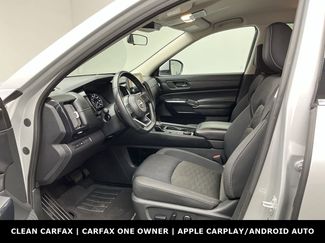 Used 2024 Nissan Pathfinder SV video 3