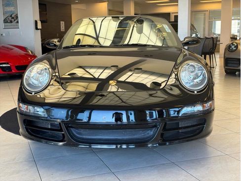 Used 2005 Porsche 911 Carrera S image 2