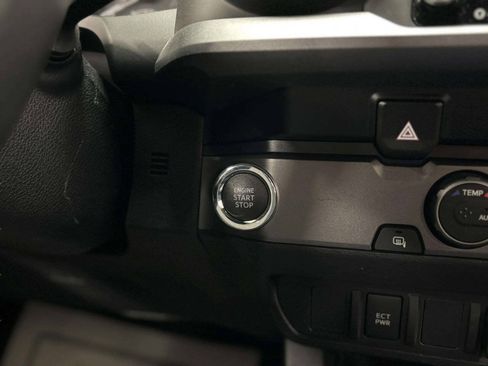 Used 2021 Toyota Tacoma TRD Sport RWD image 26
