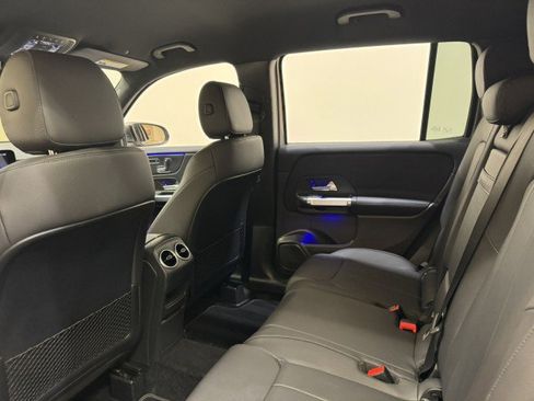 Certified 2025 Mercedes-Benz GLB 250 image 9
