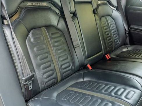 Used 2022 Rivian R1T Launch Edition image 40