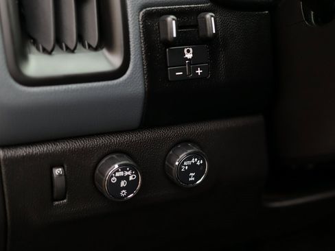 Used 2022 Chevrolet Colorado Z71 image 10