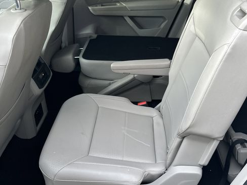 Used 2022 Volkswagen Atlas SE image 22