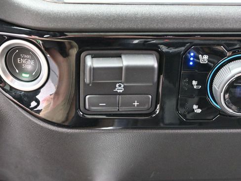 Used 2023 Chevrolet Silverado 1500 High Country w/ High Country Premium Package image 25