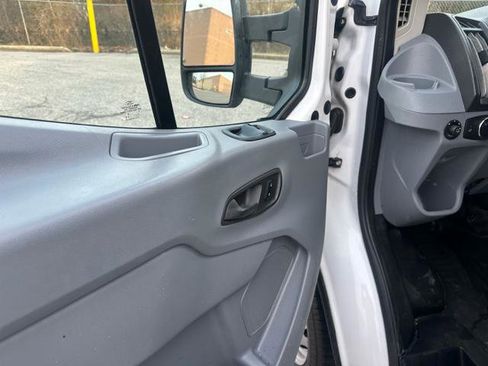 Used 2017 Ford Transit 150 130 Medium Roof image 19