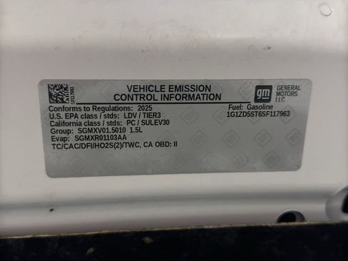 Used 2025 Chevrolet Malibu LT image 33