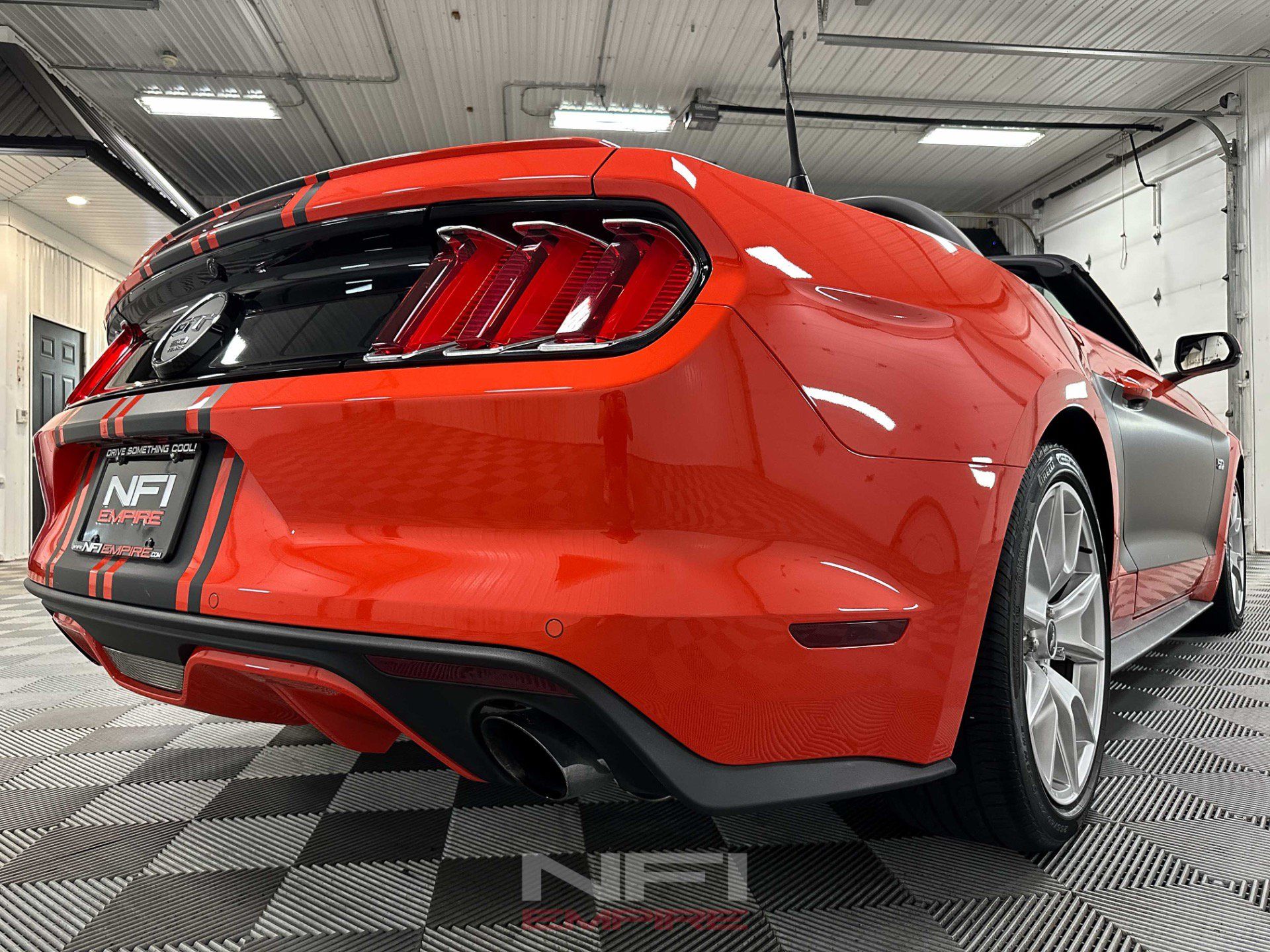Used 2015 Ford Mustang GT Premium w/ Equipment Group 401A RWD image 28