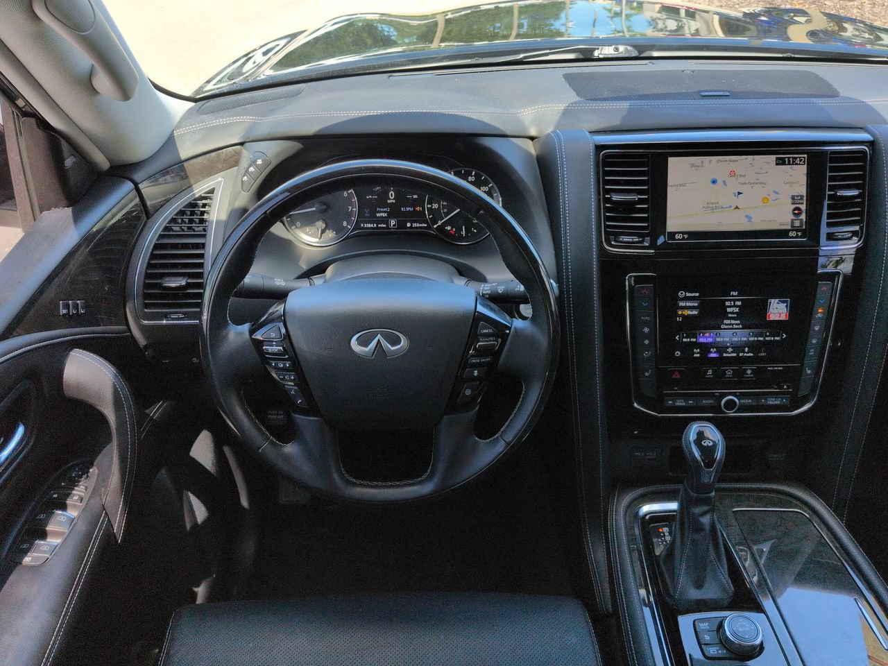 Used 2021 INFINITI QX80 Luxe w/ All-Season Package RWD image 16