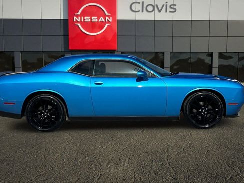 Used 2018 Dodge Challenger SXT w/ Blacktop Package RWD image 9
