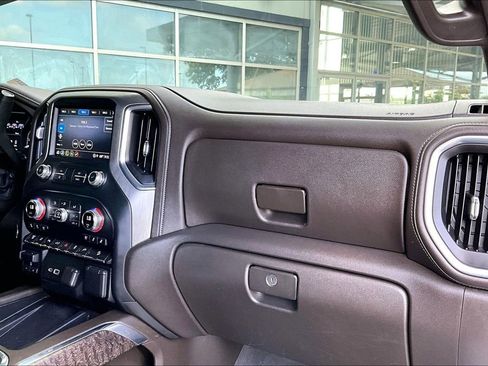 Used 2022 GMC Sierra 2500 Denali image 11